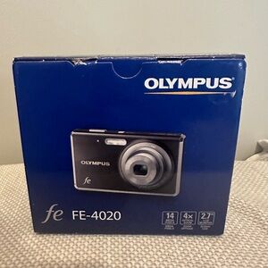 OLYMPUS FE-4020 -14.0 MP 4x Optical Zoom Digital Camera Wide Angle NEW Open Box